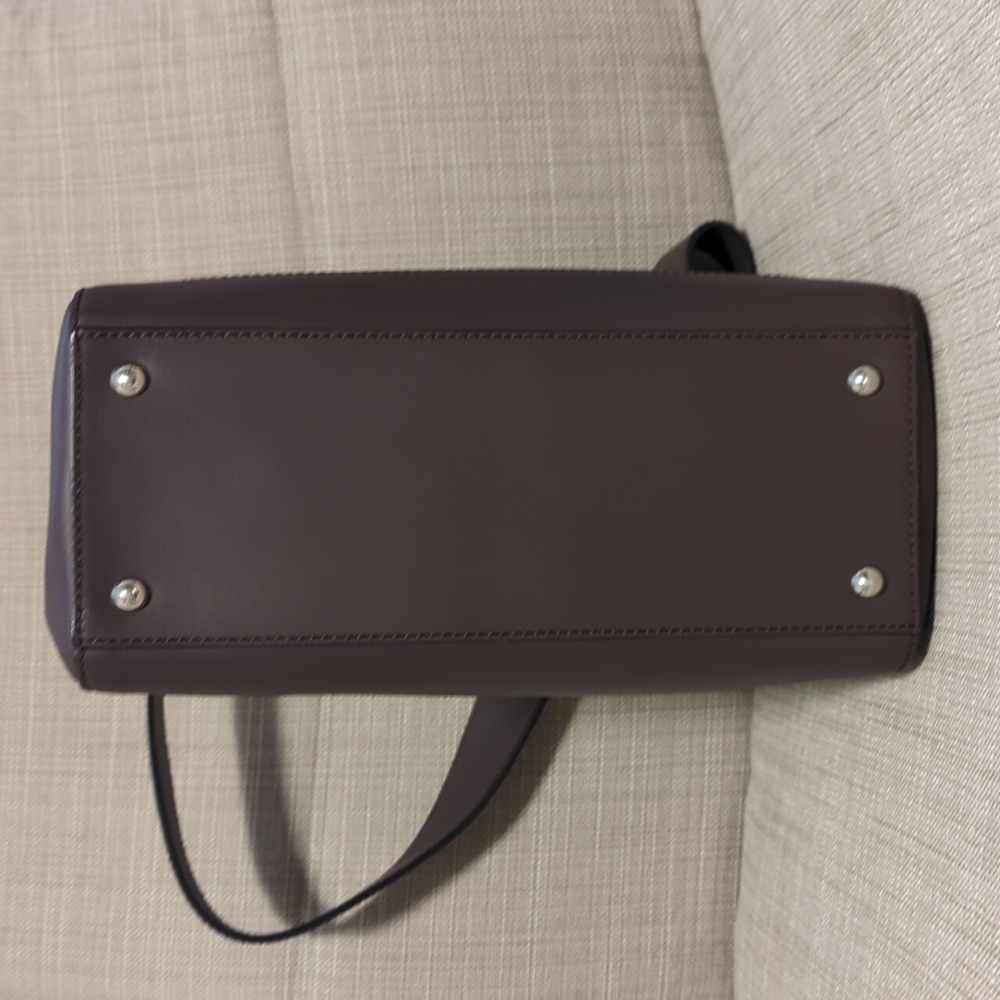 Fendi Dotcom Leather Shoulder Bag with Silver Hardware - Picture 6 of 16